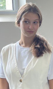 ნია ყორშია