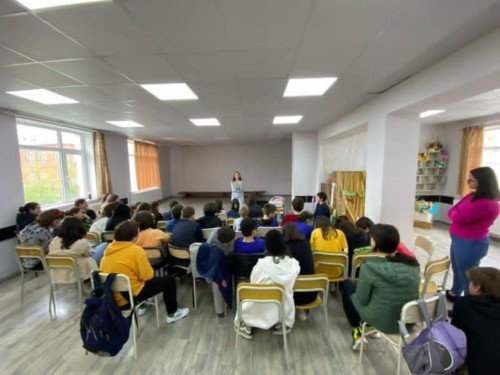 დემოკრატიის პრინციპების შესახებ საუბარი