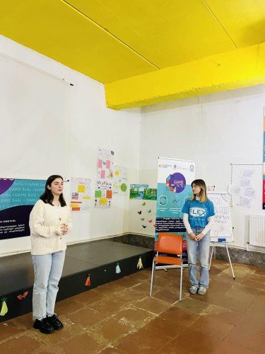 შეხვედრის პირველი ეტაპი, მისალმება, სპიკერების წარდგენა